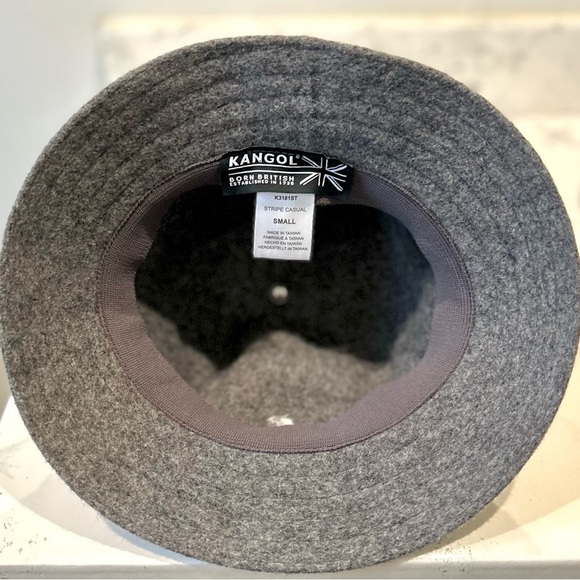 NWOT Kangol Stripe Casual Hat Color Flannel/Off White - Picture 8 of 10